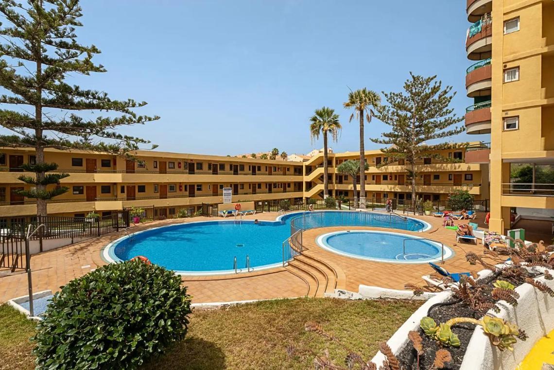 Apartamento De Lujo En Torre Del Sol, Playa De Las Americas アロナ エクステリア 写真